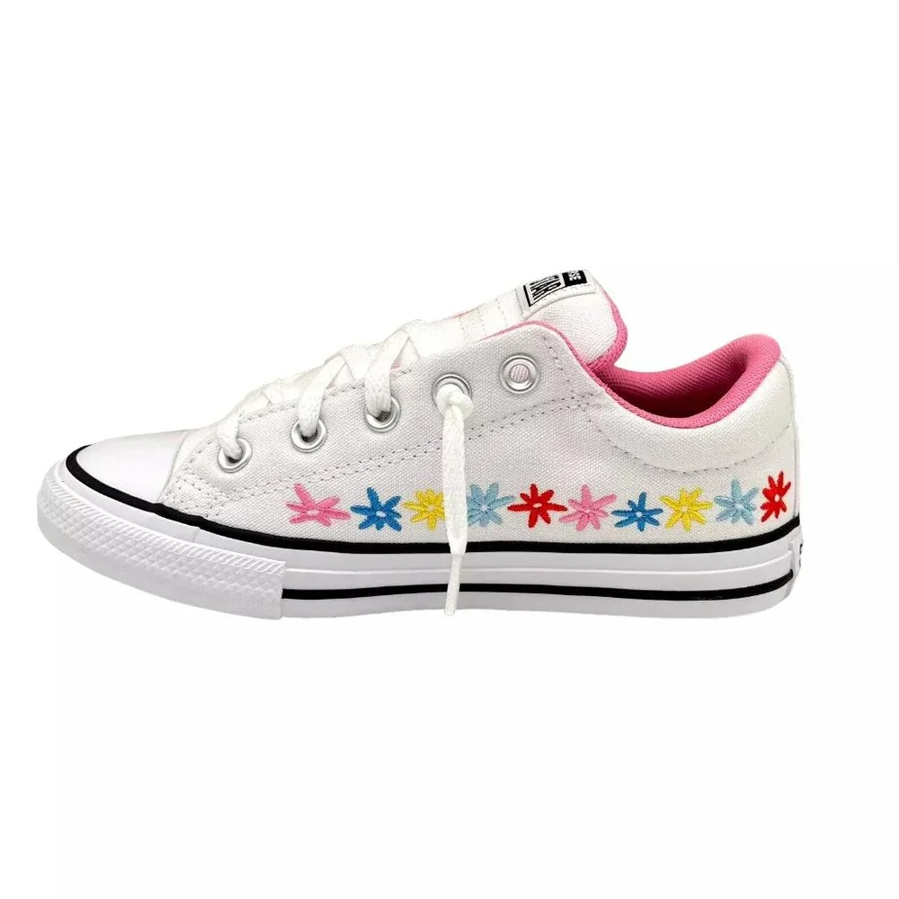 Converse Chuck Taylor AllStar Youth Girls Embroidered Slip-on Shoes Size 3 White